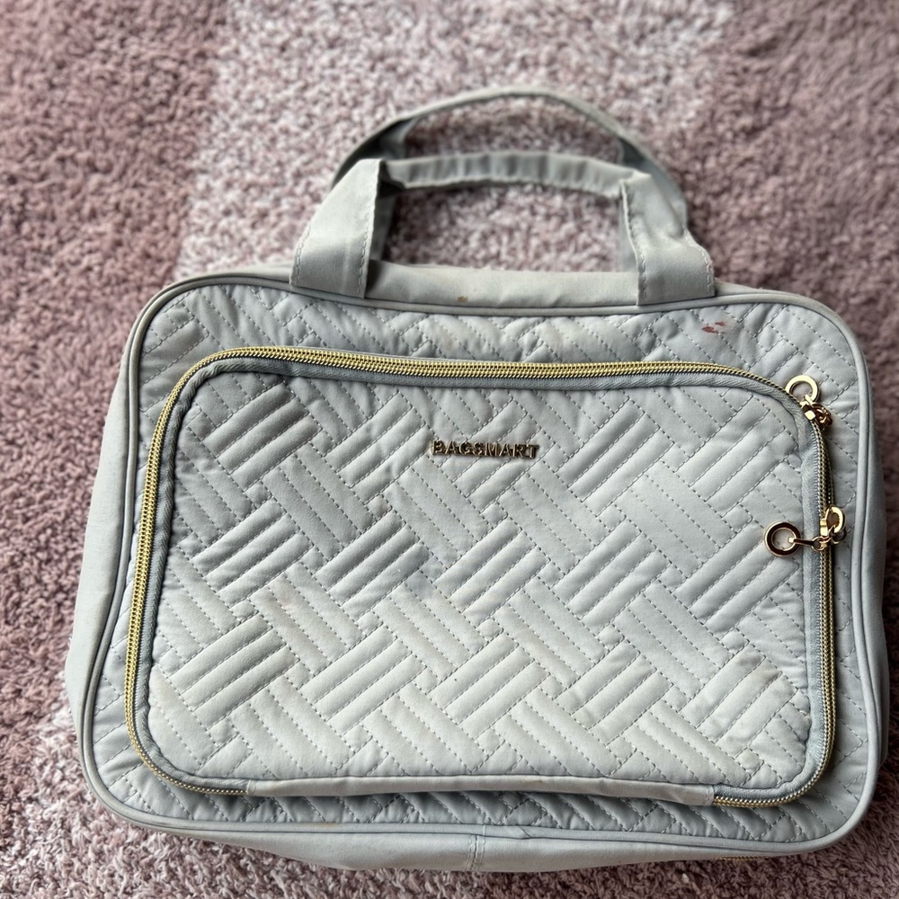 Bagsmart Quilted light blue travel Bag
